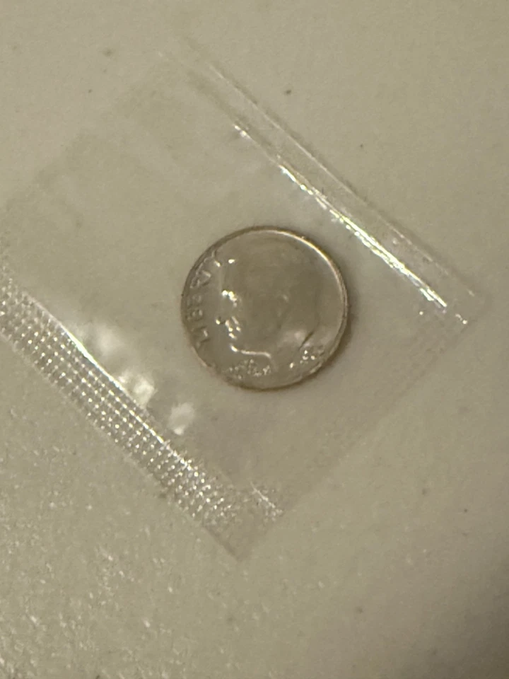 1965 SMS Roosevelt Dime Sealed in Mint Cello Uncirculated Free Shipping! - Image 1 of 1