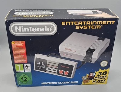 Mini consola de juegos Nintendo NES clásica / RARA COLECCIONABLE  Foto 1 de 4