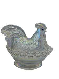 Vintage Westmoreland Levay weiß irisierend Karneval Glas Hahn Henne auf einem Nest - Bild 1 von 12
