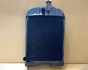 Radiator For Massey Ferguson MF35 20 135 148 203 2135 194275M94 194275M93 - Picture 1 of 5