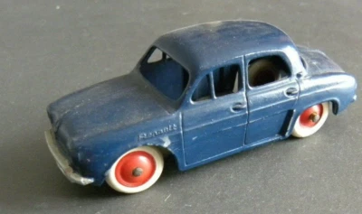 miniature RENAULT DAUPHINE CIJ en l'état - Photo 1/4