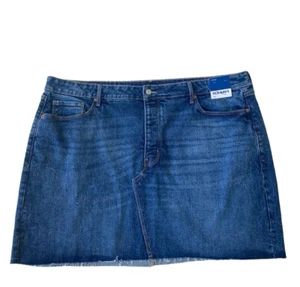 Old Navy High Rise Blue Denim Skirt Womans 24 Plus Size Fringed Hem 5 Pocket NWT - Picture 1 of 4