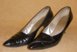 1960's Pointed Toe Black Patent Spiked Heels by Mister J = Size 7AAA - Picture 1 of 10