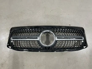 Mercedes GLB Grill AMG Line Chrome - Picture 1 of 5