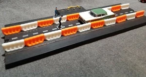 LMH Detail Part JERSEY BARRIER Traffic Lane Separator Wall ORANGE White 20 Piece - Picture 1 of 12
