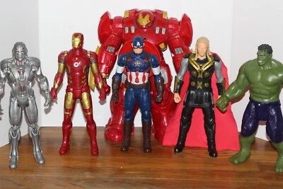 Figuras de acción Hasbro Marvel Avengers Age of Ultron Talking 2015 Foto 1 de 4