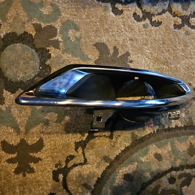 Lexus RX350/RX450h 2020-2022, punta de escape trasera izquierda nuevo  Foto 1 de 4