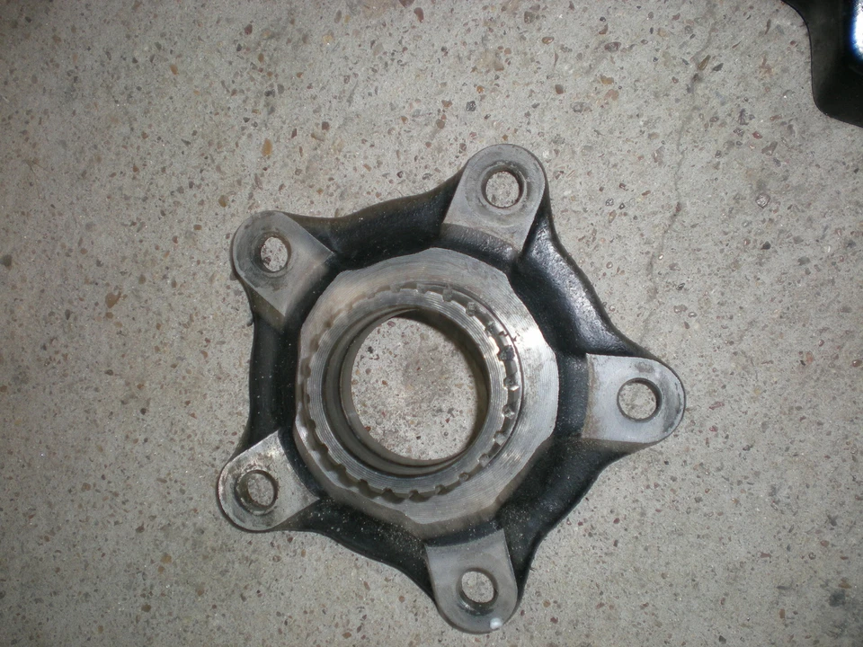 Honda VF 1100 C 1983 VF1100 V65 V 65 Magna tracción trasera spline Foto 1 de 1