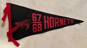1967-68 Pennant Elberfeld School Hornets IN 17” Plus Tassels Neat Graphics Felt - Picture 1 of 8