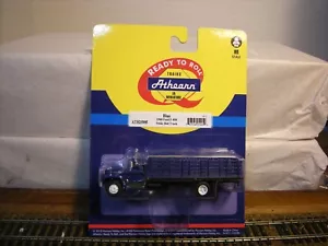 Athearn HO scale Ford F-850 Stake Bed Truck, Blue, NIP - Picture 1 of 1
