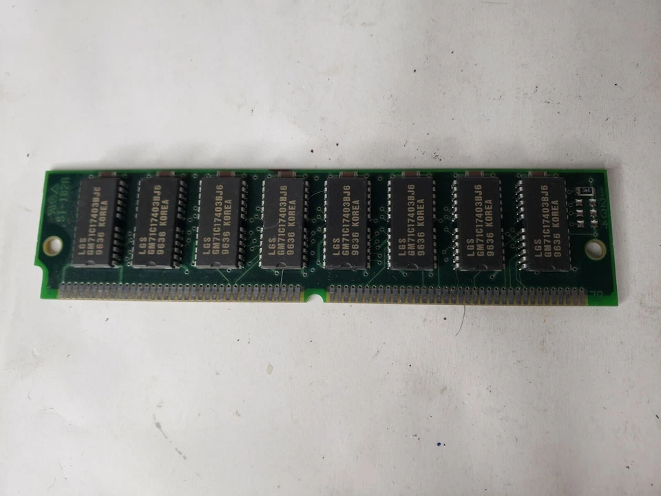 LG SEMICON GMM7324110BNS 16MB EDO SIMM - Image 1 of 3