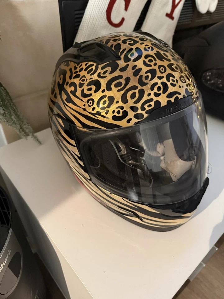 Icon女式Alliance GT Shaguar头盔 — 第 1/4 张图片