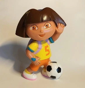 Dora the Explorer Viacom Mattel 2002 Figurine Plastic Soccer Football No. 5 2002 - Picture 1 of 5
