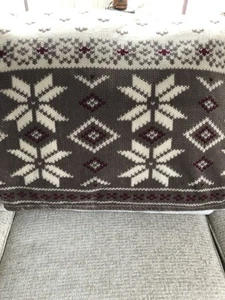 Lauren Ralph Lauren Poly Fleece Beige and Brown Fair Isle Pattern Throw Blanket - Picture 1 of 4
