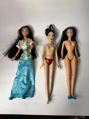 Disney Barbie Lote de Tres Muñecas Mulan Princesa Años 90 DE COLECCIÓN *Brillo Satinado* Foto 1 de 4