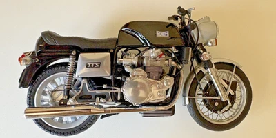 Minichamps 1/12 Scale 122 011000 Munch Mummut 4 TTS 1966 Black - Image 1 of 4