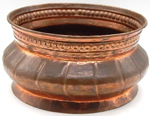 Vintage Kupfer Jardiniere groß gehämmert 12" x 12" 7" Schüssel mit geriffelten Seiten - Bild 1 von 4