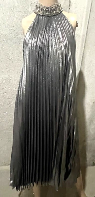 New Andrew GN Silver Metallic Pleated Crystal Midi Cocktail Dress US 8 10 FR 42 - Image 1 of 4