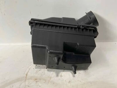 Used Air Cleaner Assembly fits: 2010 Mazda 6 3.7 Grade A - Image 1 of 4