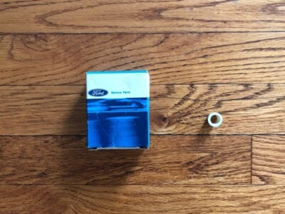 NOS 1982-89 Ford Econoline Van E100-E150-E250-E350 Body Side Door Hinge Bushing - Image 1 of 3