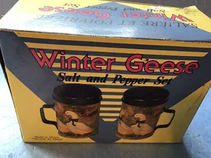 Metal Duck Salt And Pepper Shakers - Picture 1 of 7