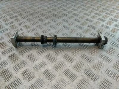 Eje de rueda trasero Triumph DAYTONA 955i (2001-2002) Foto 1 de 3