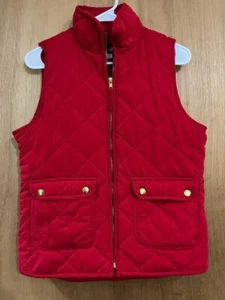 Boutique Blue Rain rote Steppweste Größe Small gebraucht, in einwandfreiem Zustand Taschen - goldene Druckknöpfe & Reißverschluss - Bild 1 von 5