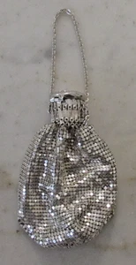 Antique Whiting & Davis Expandable Silver Tone Mesh Evening Change Purse - Picture 1 of 10