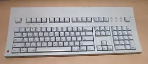 Vintage Apple tastiera estesa M0115 per computer Macintosh - Foto 1 di 7