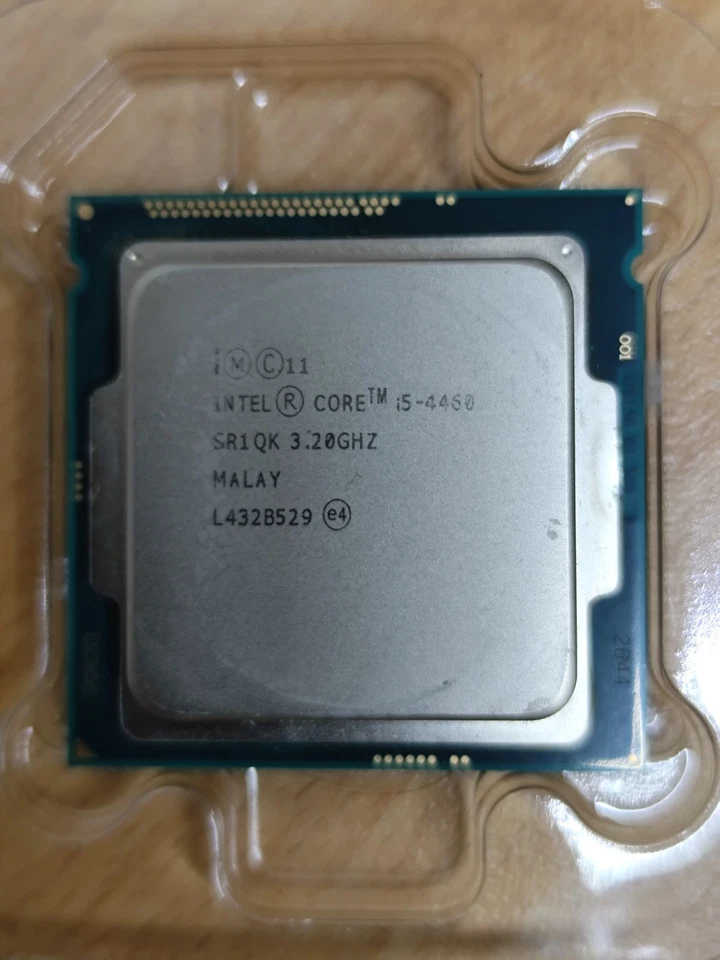CPU Processore Intel Core i5-4460 SR1QK 3.20GHz LGA 1150 – Usata, No Dissipatore - Immagine 1 di 1