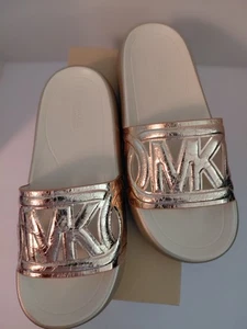 Michael Kors Gold Metallic Crush Leather Splash Slides Size 9 New In Box. - Picture 1 of 18