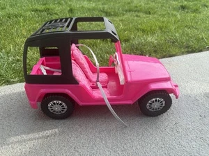 Mattel 2012 Barbie bambola passaporto spiaggia rosa glitter jeep cruiser hardtop - Foto 1 di 5