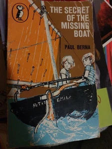 The Secret of the Missing Boat (Puffin Books) By Paul Berna - Picture 1 of 6