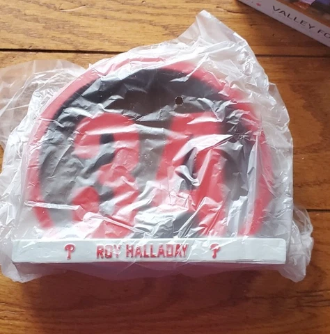roy halladay jersey number retirement night sga promo display statue doc hof Cover