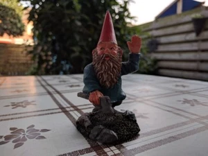 Rien Poortvliet Classic David the Gnome Kabouter Statue Peter with Axe - Picture 1 of 3