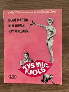 Kiss Me, Stupid Dean Martin Kim Novak Ray Walston 1964 Danish Movie Program - Bild 1 von 12