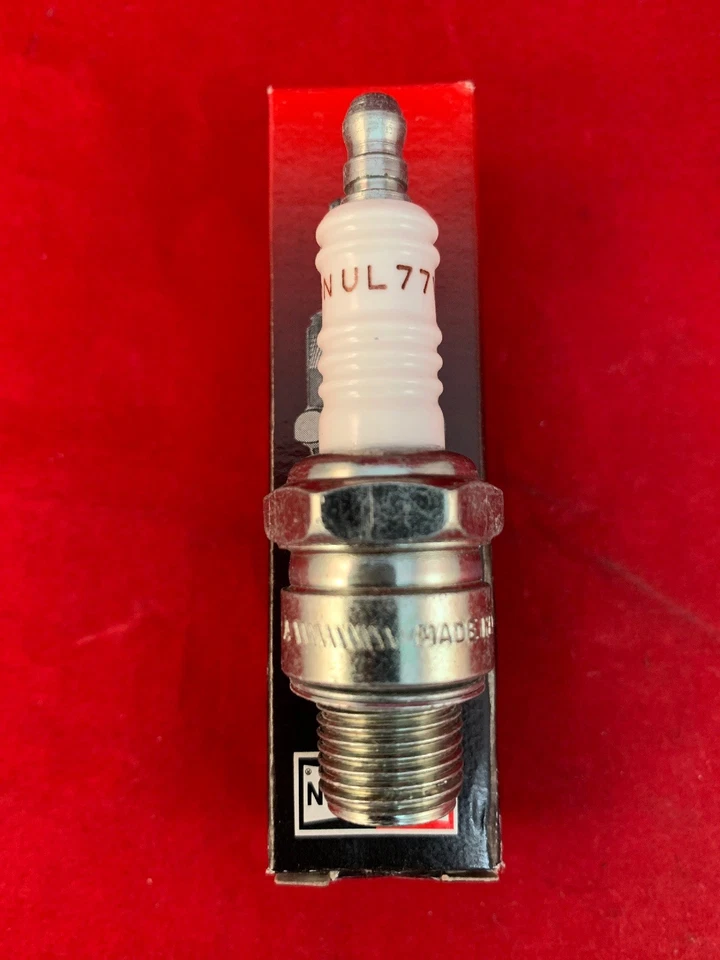 Genuine OEM Champion Ul77v (831) Spark Plug