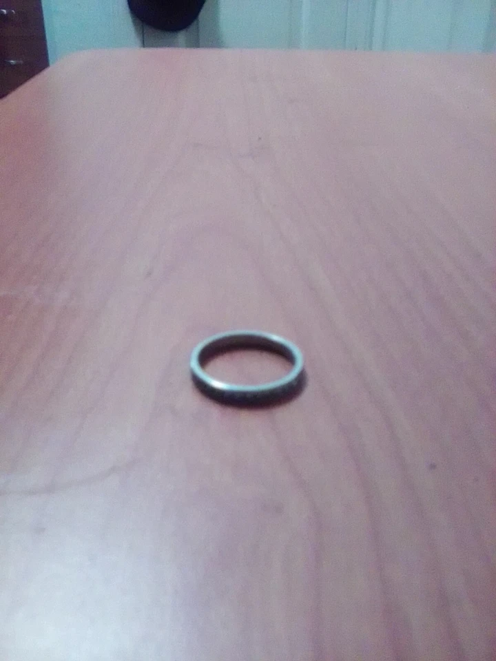 Anillo de eternidad apilable de circonita cúbica enchapado en oro de 14K para mujer Foto 1 de 1