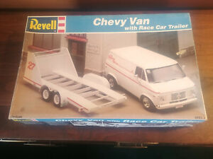 Revell Chevy Van with Race Car Trailer 1:24 Model Kit #7250 1996 (BUILT)