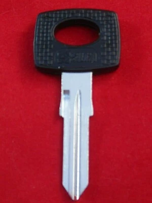 MB41P MERCEDES BENZ LLAVE MAESTRA en blanco 1977-1985 se adapta a W126 200 230 240 250 280 300 Foto 1 de 4