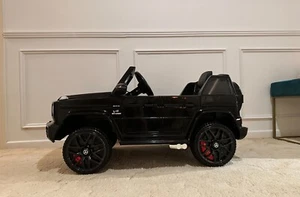 Electric Ride On Car Vehicle - Picture 1 of 5