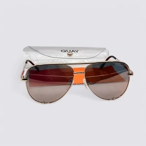 Quay Australia High Key Mini Pilotenbrille - goldfarben mit braun verblassenden Gläsern - Bild 1 von 5