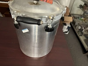 All American 930 30 qt. Canner Pressure Cooker - Silver See Photos For Type New - Picture 1 of 12