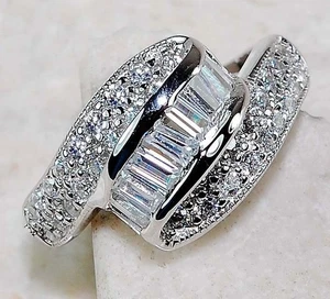 Anillo de plata esterlina maciza 925 con zafiro blanco tratado de 2 quilates talla 8 MK1-7 - Imagen 1 de 3