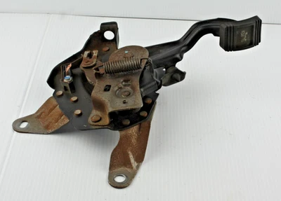2006-2016 Chevrolet Impala  Emergency Park Brake Pedal Assembly E-Brake Used OEM - Image 1 of 3