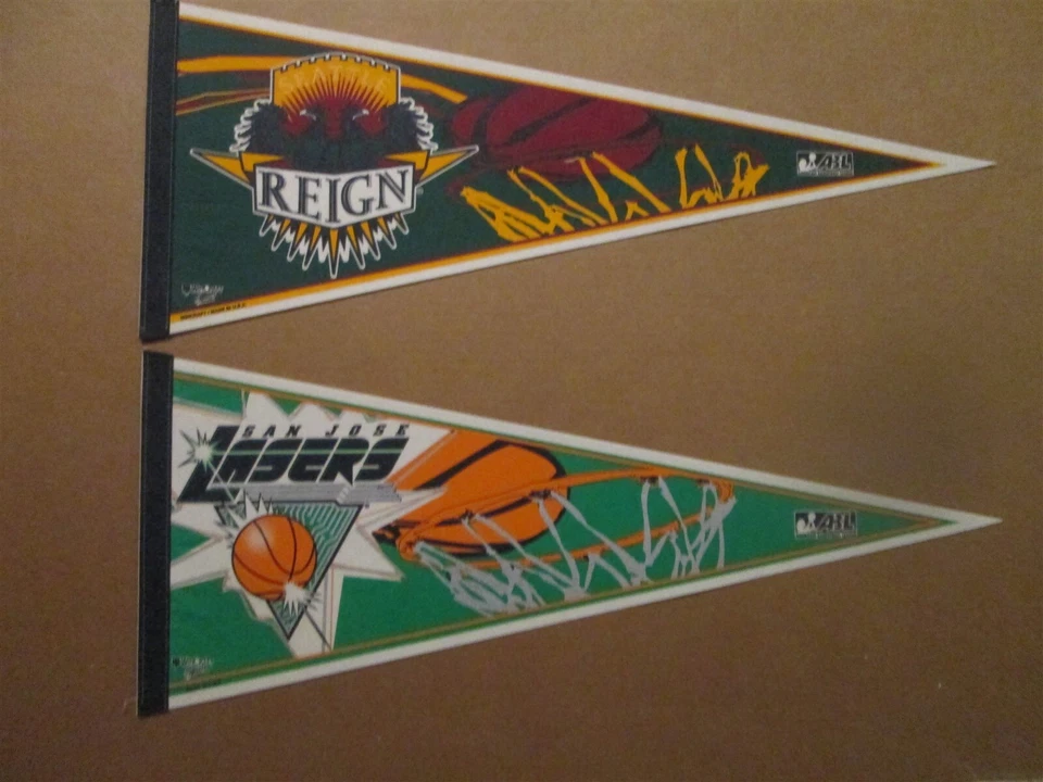 ABL Seattle Reign & San Jose Lazers 复古已解散 1996 - 97 球队标志 Pennants — 第 1/1 张图片