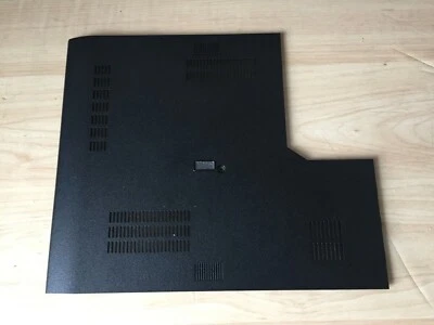 Cover Flap RAM Dell Latitude E5500 - PP32LB Bottom Case Cap Hard Disk - Image 1 of 2