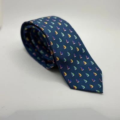 Corbata de seda J Crew para hombre patrón de velero azul marino Foto 1 de 4