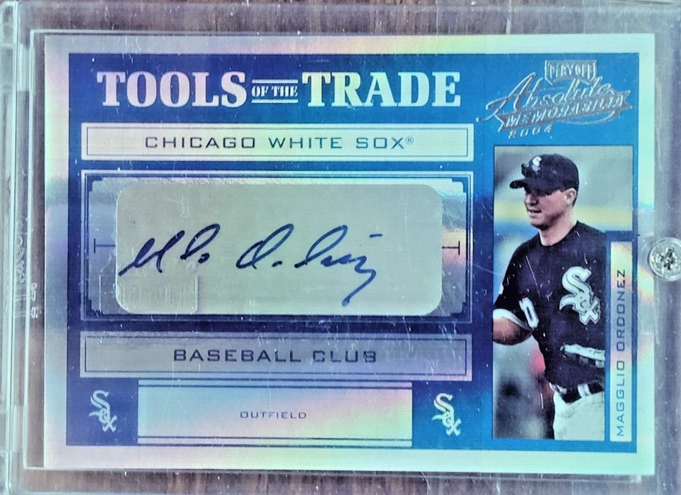 2004 Playoff Tools of the Trade Spectrum Blue 10/50 Auto Magglio Ordonez #TT-84 - Image 1 of 2