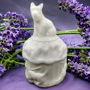 Akro Agate Scotty Dog White Slag Glass Powder Box 1940s HTF Vintage Vanity Jar - Picture 1 of 22